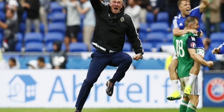 Украины на Евро-2016 проиграла страны, в которой менее 40 профессиональных футболистов