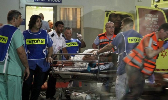 В Тель-Авиве 2 палестинца напали на посетителей кафе:  4 погибших и 16 раненых