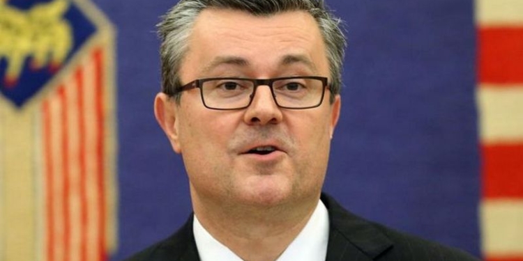 В Хорватии парламент выразил вотум недоверия премьеру