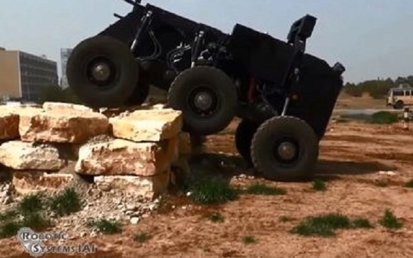 Нам на заметку. В Израиле создали боевого робота