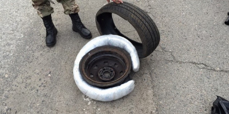 Один из каналов поставки наркотиков из Украины в Европу перекрыла СБУ: марихуана килограммами и таблетки тысячами