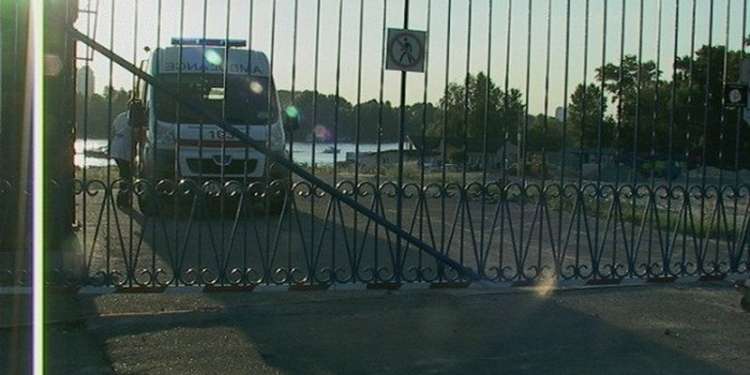 В Киеве строительная плита убила рабочего