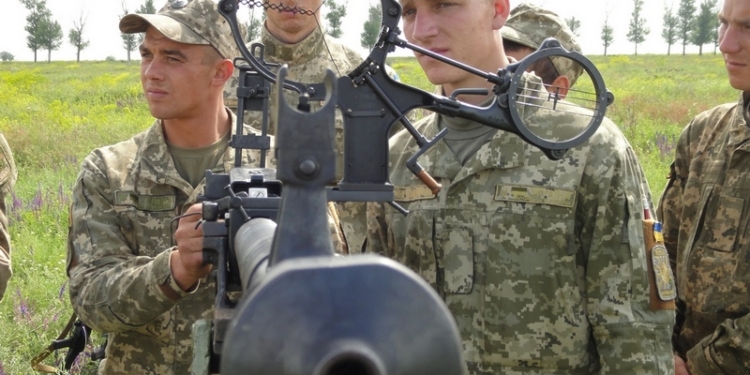 На полигоне «Широкий лан» свое мастерство повышали охранники аэродромов и ПВО