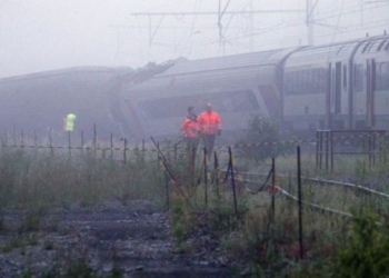 В Бельгии пассажирский поезд врезался в товарный – погибло не менее трёх человек