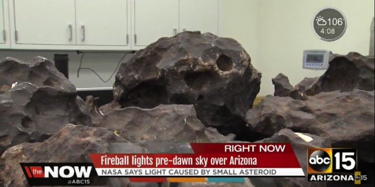 В небе над Аризоной взорвался метеороид