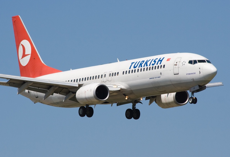 Самолет Turkish Airlines попал в сильную зону турбулентности, пострадали по меньшей мере 30 человек 1