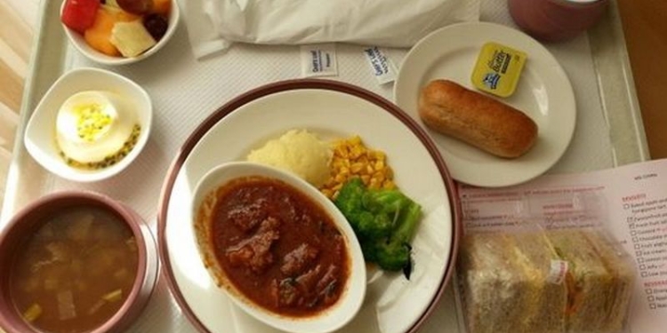 Как выглядит больничное меню в разных странах мира