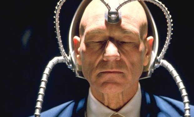 Американец собрал шлем дистанционного управления людьми