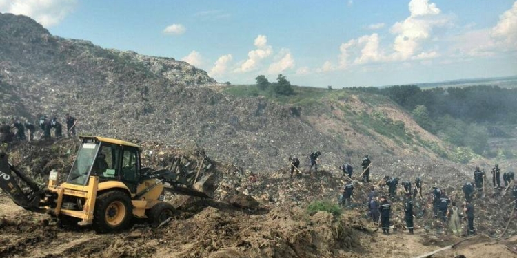 У следствия есть две основные версии трагедии на свалке под Львовом