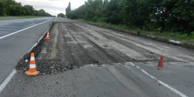 В очередной раз весовой комплекс на одной из автотрасс в Николаевской области водители вывели из строя