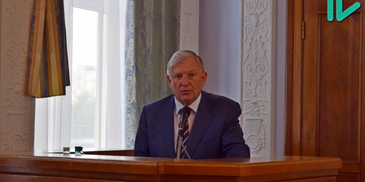 Судьба недостроя в Николаеве, где погиб ребенок. «Снести дорого», – говорит власть. Копейка хочет разобраться. А ЧГУ им.П.Могилы просит передать ему