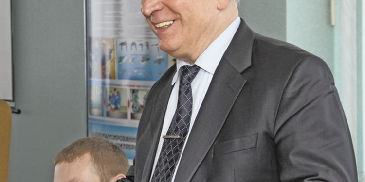 Умер Виталий Крапива, легендарный начальник спецпорта “Октябрьск”