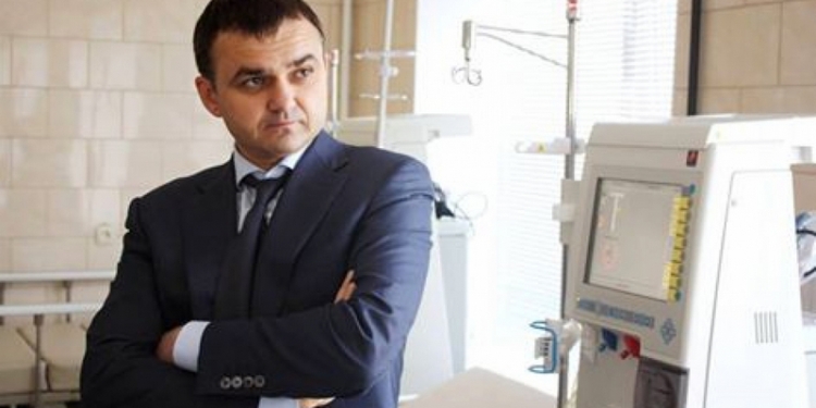 «Таким не место в медицине» – Мериков вслед за главным дорожником Николаевской области раскритиковал главврача областной больницы Видяпина