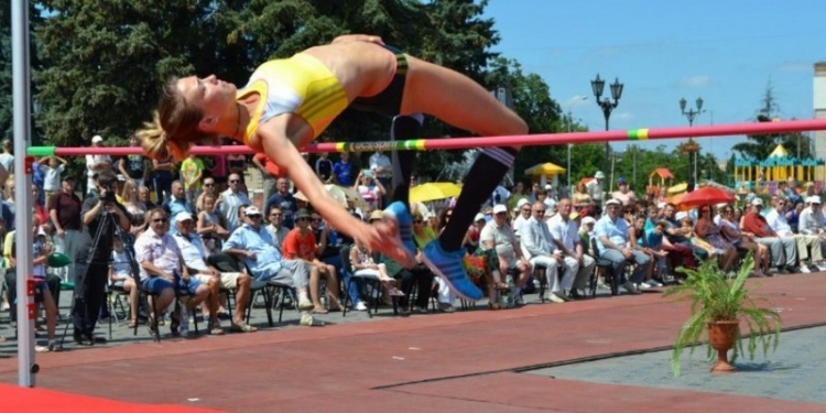 Прыгунья в высоту из Николаева выиграла Мемориал Лонского