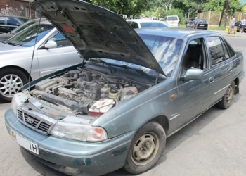 Житель Николаевщины пытался зарегистрировать автомобиль по поддельным документам