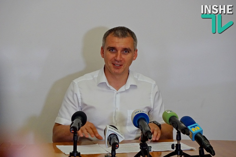 Мэр Николаева Сенкевич заявил, что во время мартовской встречи с Новинским обсуждал только вопросы развития ЧСЗ 1