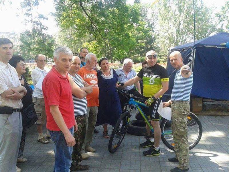 Николаевский мэр Сенкевич предложил протестующим под ОГА испытать себя в кадровых конкурсах в горисполкоме 1