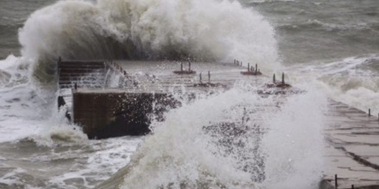 Шторм в Одесской области унес жизни двух детей и двух взрослых
