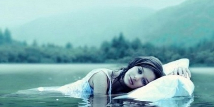 Как спать в жару: советы, которые сделают ваши ночи безмятежными