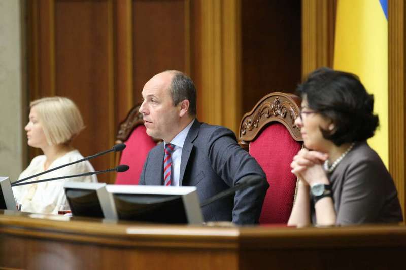 Не было бы счастья: Парубий говорит, что на прогулах депутатов сэкономили 3 млн.грн 1