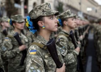 Почти 50 тысяч женщин проходят службу и работают в ВСУ