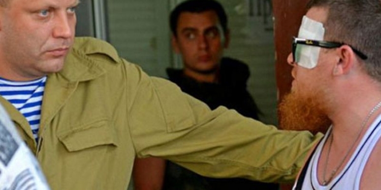 В центре Донецка с помощью радиобомбы пытались подорвать известного боевика “Моторолу”