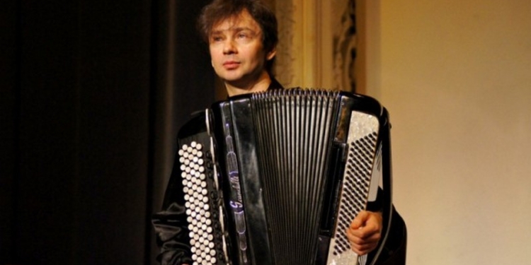 Аккордеонист Завадский, приговоренный за растление малолетних, вышел на свободу