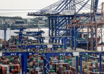 Греция продала порт Пирей китайской судоходной компании Cosco