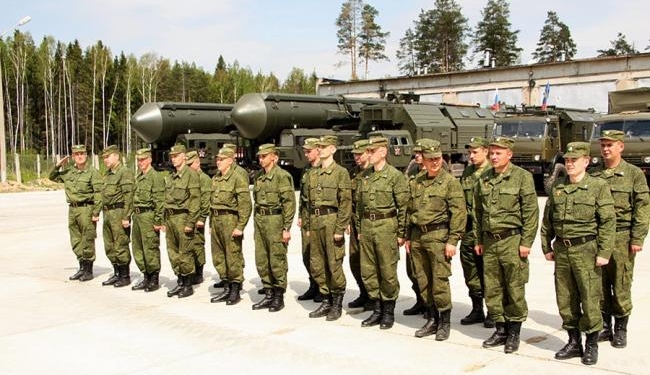 В РФ проходят масштабные учения ракетных войск, задействованы 400 единиц техники