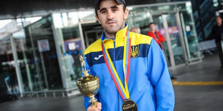 Николаевский боксер Максим Фатич занял третье место на лицензионном турнире APB/WSB в Венесуэле