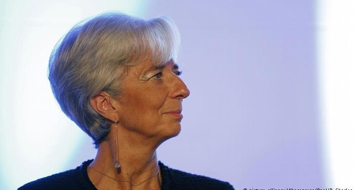 Главу МВФ Кристин Лагард отправляют под суд