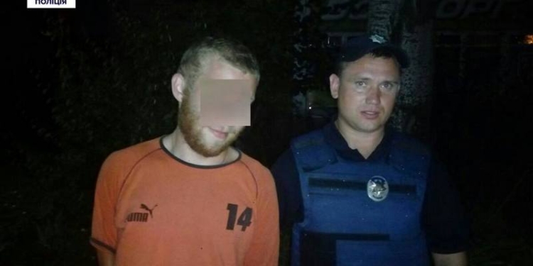В Николаеве патрульные задержали иногороднего грабителя, «наследившего» в Киеве