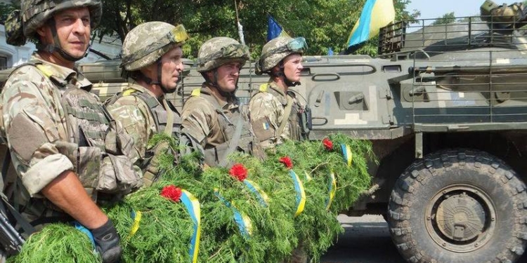 Николаевские десантники почтили память погибших у Баку крылатых пехотинцев