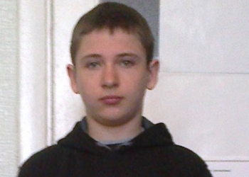 Николаевская полиция разыскивает 18-летнего по подозрению в совершении преступлений