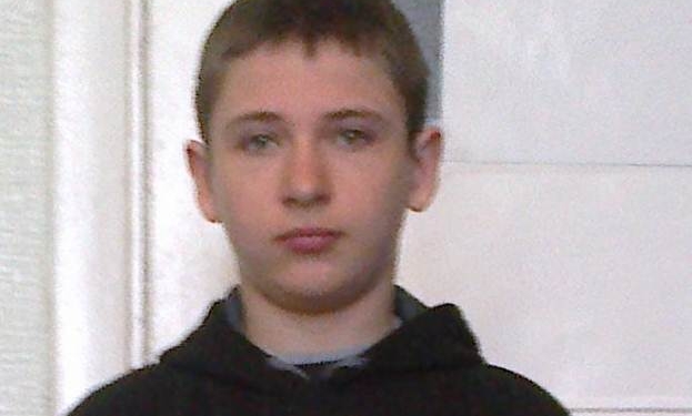 Николаевская полиция разыскивает 18-летнего по подозрению в совершении преступлений