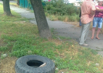 Ответственных лиц ГКП «Николаевводоканал» и владелицу частного коммуникационного колодца привлекут к админответственности за отсутствие крышек люков