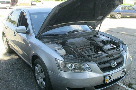 На Николаевщине водитель, узнав, что купил сомнительную машину, пытался удрать от правоохранителей