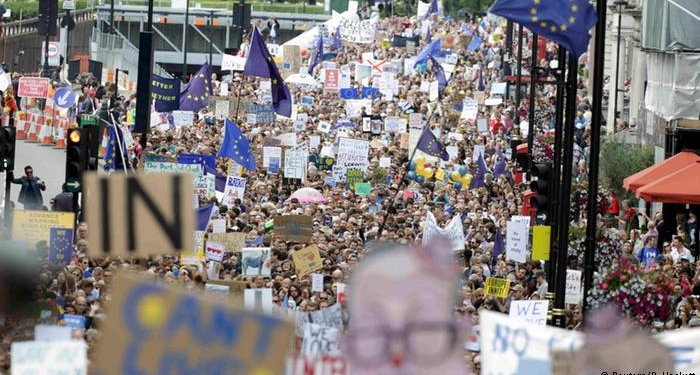 Британское правительство отклонило петицию о повторном референдуме