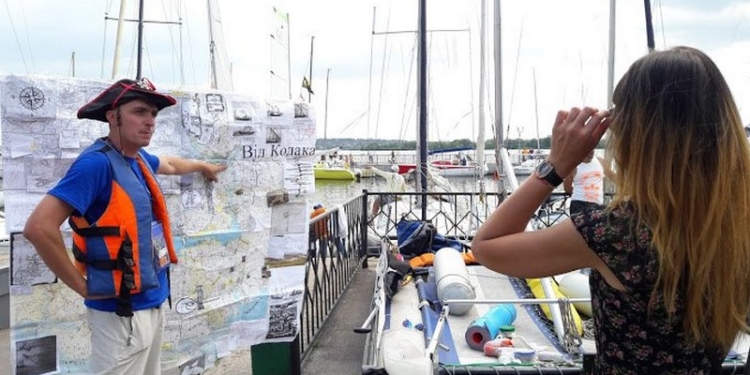 Запорожцы на катамаране повторят древний казацкий маршрут по Днепру до Кинбурнской косы