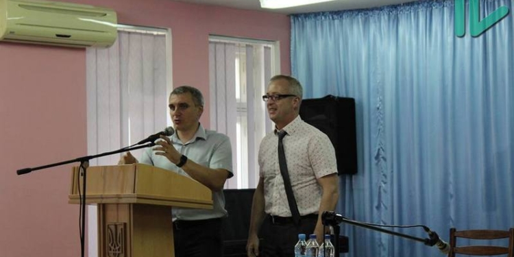 Мэр Николаева Сенкевич представил нового директора скандального КООПа – киевлянина Глеба Новоторова