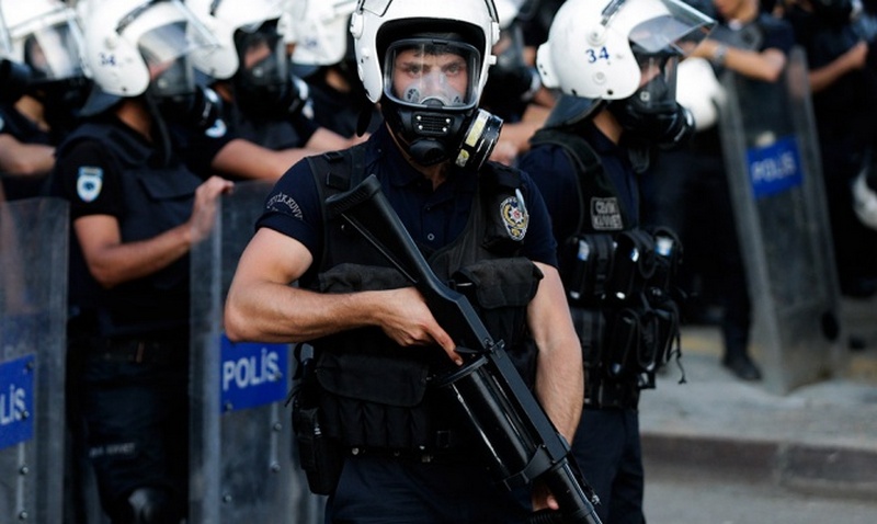 В Турции полиция получит тяжелое вооружение 1