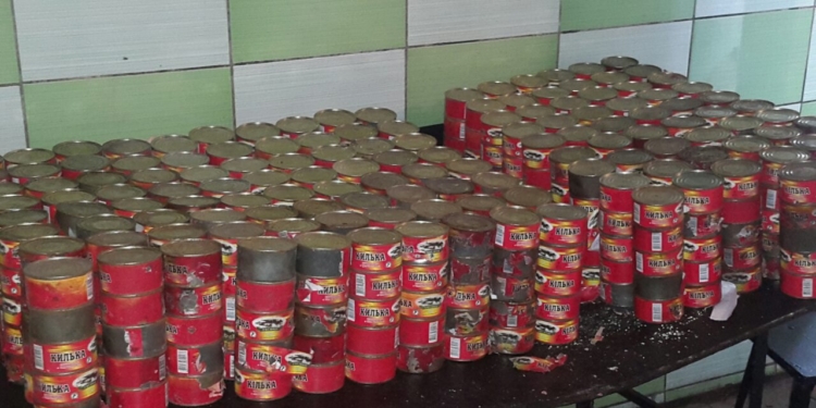 На Херсонщине разоблачили тюремщиков, которые систематически воровали еду у зэков