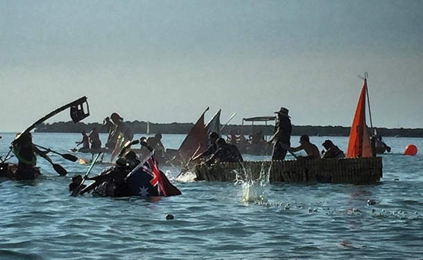 В Австралии прошла регата на судах из пивных банок