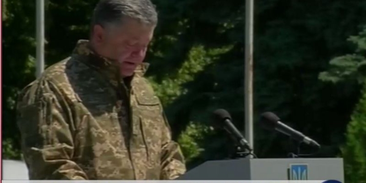 Порошенко в Славянске: Мы должны обеспечить восстановление инфраструктуры Донбасса