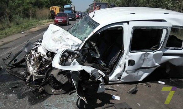 В Одесской  области ДТП с участием маршрутки, грузовика и легковых машин. Много пострадавших