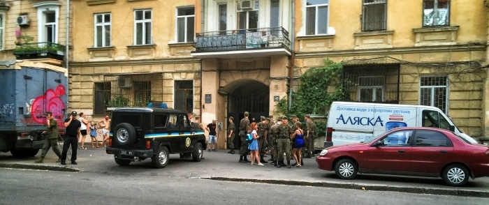 В результате стрельбы в Одессе был ранен нацгвардеец, стрелок задержан