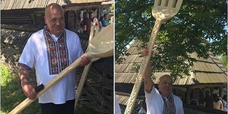 Глава Закарпатья “бросил перчатку” главному “радикалу”