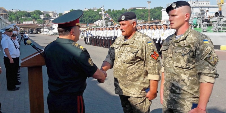 «За проявленные мужество и героизм 154 военнослужащих ВМС Украины отмечены государственными наградами» – генерал армии Украины Степан Полторак