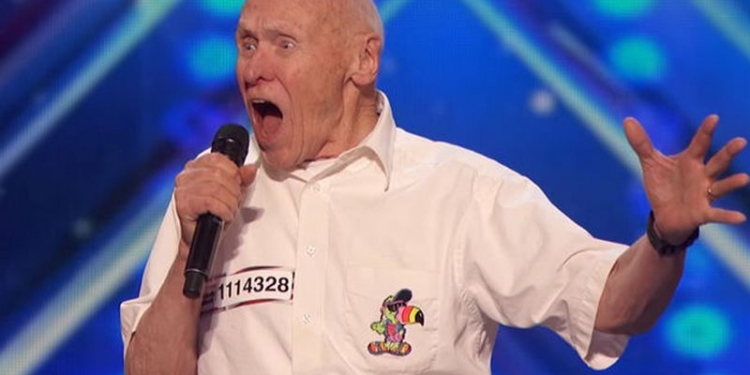 Американские металлисты из Drowning Pool пригласили 82-летнего дедушку исполнить вместе с ними песню на концерте