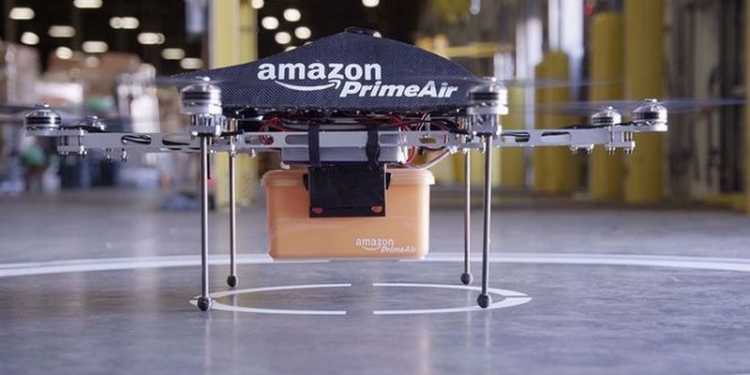 Правительство Великобритании разрешило Amazon испытывать дроны для доставки